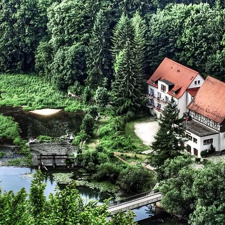 Hotel-gasthof Neumuehle 3*