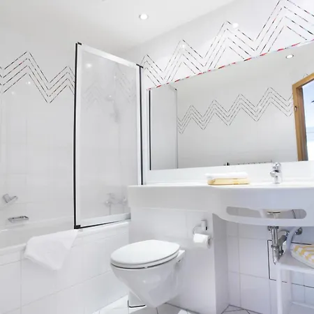 Отель Hotel-gasthof Neumuehle