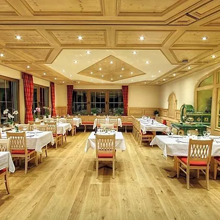 호텔 Hotel-gasthof Neumuehle 3*